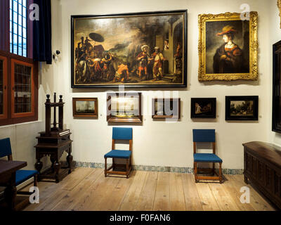 der Salon war Rembrantds Wohnzimmer und Schlafzimmer Rembrandthaus (Haus von Rembrandt) Museum - Amsterdam, Niederlande Stockfoto