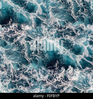 Meerwasser mit Schaum des Meeres als nahtlose Hintergrund Stockfoto