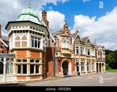 Das Herrenhaus in Bletchley Park, Buckinghamshire, England, UK Stockfoto