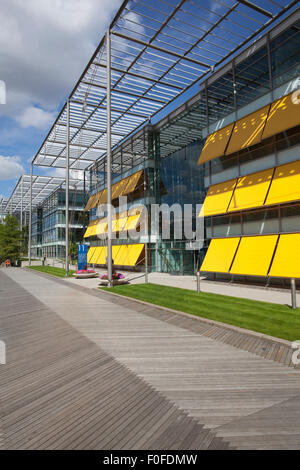 Wirtschaftsstandort Chiswick Business Park, Chiswick Park, entworfen von Richard Rogers, West London, England, UK Stockfoto