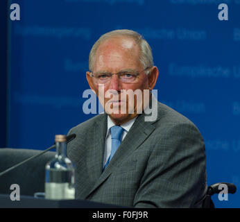 Griechenland. 14. August 2015. Bundesfinanzminister Wolfgang Schaeuble hält eine Pressekonferenz nach einer Eurogruppe Spezialfinanzierungen Minister auf die Griechenlandkrise. © Jonathan Raa/Pacific Press/Alamy Live-Nachrichten Stockfoto