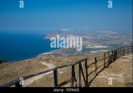 Golf von Bonagia und Monte Cofano Natur behalten an der Küste der Provinz von Trapani. Panorama-Landschaft von Erice, Sizilien, Ita Stockfoto