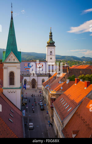 Zagreb ist eine lebendige Stadt von rund 800.000 Menschen, die eine charmanten mittelalterlichen "alte Stadt" rühmt. Stockfoto