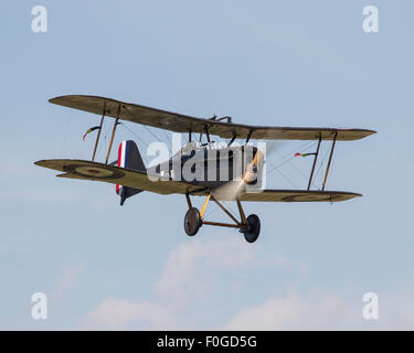 SE5A Weltkrieg Jagdflugzeug fliegen in Old Warden Flugplatz wiederhergestellt Stockfoto