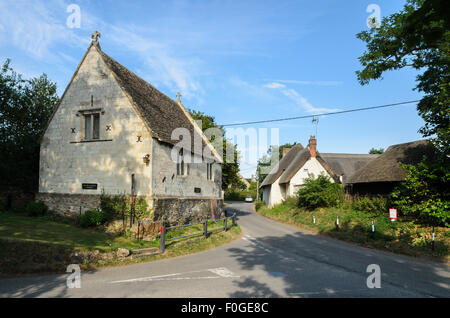 Das Gebäude diente als Inspiration für die Dorfschule in Roman Tom Browns Schulzeit Uffington, UK. Stockfoto