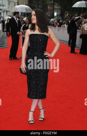 London, UK, 11. August 2015, Sophie McShera besucht BAFTA Sonderpreis Ehrung für ITV Downton Abbey im Richmond Theatre für besondere Hommage-Programm namens "Bafta feiert Downton Abbey", die später in Jahr ausgestrahlt werden. Stockfoto