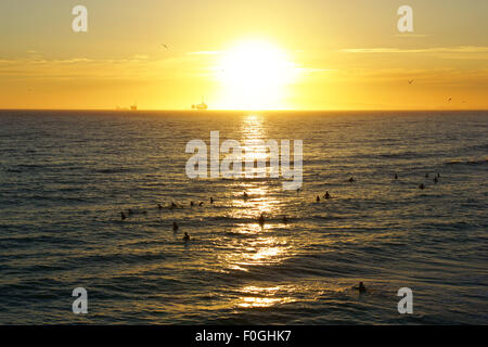 Surfer in California sunset Stockfoto