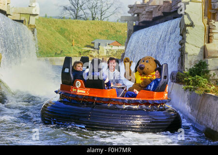 Congo River Rapids Wildwasserbahn. Alton Towers Resort. Staffordshire. UK Stockfoto