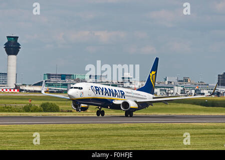 Boeing 737NG (EI-EKN) – Ryanair Flughafen Manchester England uk Abreise Stockfoto