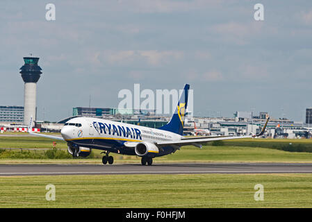 Boeing 737NG (EI-EKN) – Ryanair Flughafen Manchester England uk Abreise Stockfoto