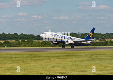 Boeing 737NG (EI-EKN) – Ryanair Flughafen Manchester England uk Abreise Stockfoto