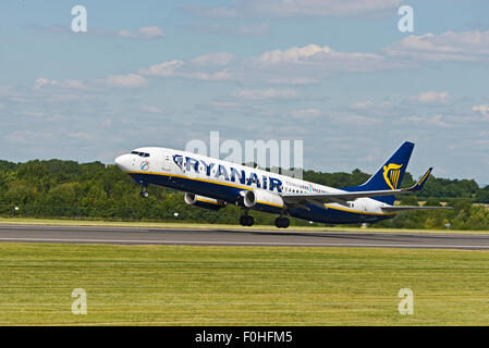 Boeing 737NG (EI-EKN) – Ryanair Flughafen Manchester England uk Abreise Stockfoto