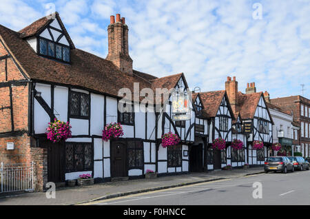 Das Kings Arms Hotel in Old Amersham hat in vielen TV-Sendungen und Filme, einschließlich Barnaby und vier Hochzeiten gekennzeichnet. Stockfoto