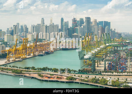 Singapur Cargo-terminal, einer der geschäftigsten Häfen der Welt, Singapore. Stockfoto