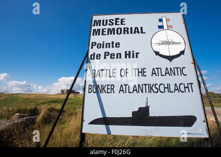 Gedenken an die Schlacht des Atlantiks in der Bretagne an der Pointe de Pen Hir. Stockfoto