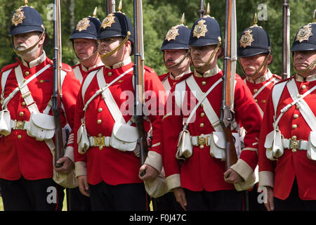 1715 Queens regiment englischen Soldaten aus der jakobitischen Zeit setzen auf einem Display in Cannock Chase Visitor Centre UK Stockfoto