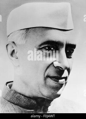 Nehru, Jawaharlal 'Pandit', 14.11.1889 - 27.5.1964, indischer Politiker, Porträt, 1950er Jahre, Stockfoto