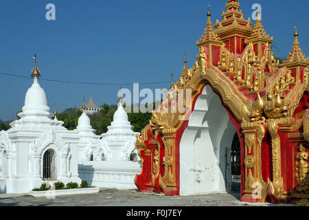 Eingang, die Kuthodaw Pagode, Maha Ławka Marazein Pagode, Mandalay, Division Mandalay, Myanmar Stockfoto