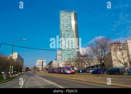 VÚB Bankomat, Bankfiliale, neues Bürohochhaus, Imricha Karvasa Straße, zentrale Bratislava, Slowakei, Europa Stockfoto