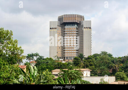 Sitz des BEAC (Banque des Etats de l ' Afrique Centrale), Bank der zentralafrikanischen Staaten, in Yaoundé, Kamerun Stockfoto