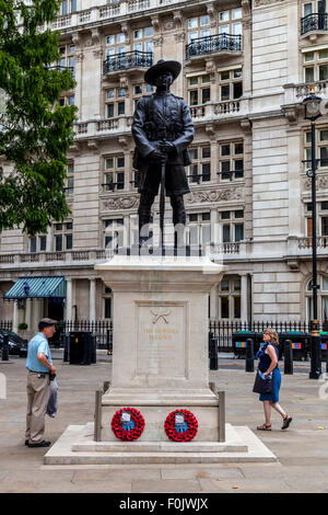 Die Gurkha-Gedenkstätte, Horse Guards Avenue, London, England Stockfoto