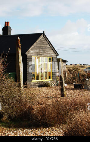 Prospect Cottage in Dungeness, Kent, ehemalige Wohnhaus des Künstlers und Filmemacher Derek Jarman Stockfoto