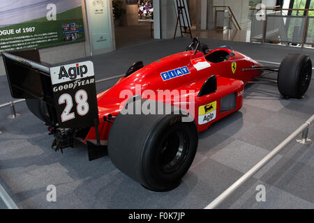 Ferrari F1-87 hinten-right1 2015 Honda Collection Hall Stockfoto