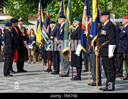 Salisbury Bürgermeister Inspektion VJ Day Parade Stockfoto