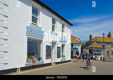 Horizontale street View von Mousehole in Cornwall. Stockfoto