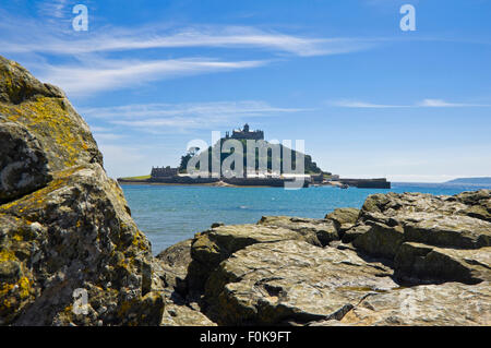 Horizontale Blick auf St. Michael's Mount, Cornwall. Stockfoto