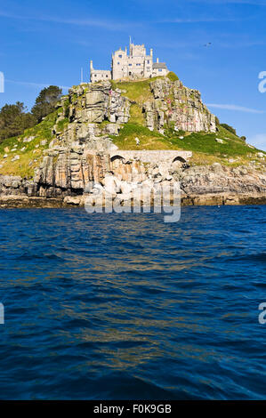 Vertikale Ansicht von St. Michaels Mount, Cornwall. Stockfoto