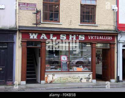 Walshs Victuallers in Skibbereen Stockfoto