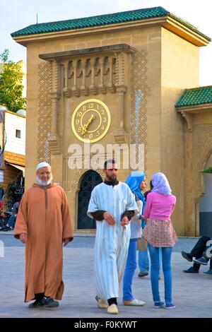 Uhrturm in Grand Socco, Tanger, Marokko, Nordafrika Stockfoto