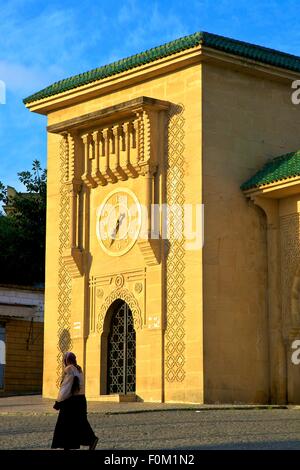 Uhrturm in Grand Socco, Tanger, Marokko, Nordafrika Stockfoto