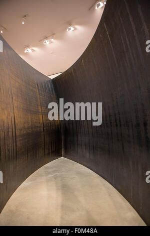 Detail der Ausstellung von Richard Serra The Matter of Time, 1994 – 2005. Spanien-2014. Stockfoto