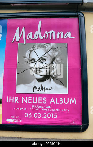 Werbeplakat Fuer Ein Konzert von "Madonna", Berlin. Stockfoto