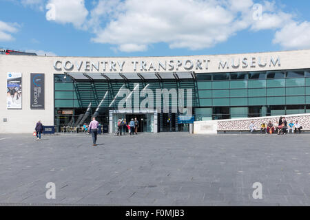 Eingang zum Coventry Transport-Museum im Millenium Hotel Stockfoto