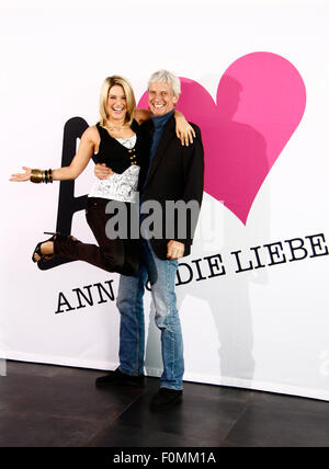 Jeanette Biedermann, Mathieu Carriere - Fototermin Anlaesslich des startet der TV-Serie / Telenovela "Anna Und Die Liebe" (SAT1) ein Stockfoto