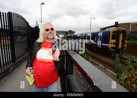 ASLEF Präsident Tosh McDonald am Bahnhof Barnsley, South Yorkshire, Großbritannien. Bild: Scott Bairstow/Alamy Stockfoto