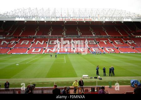 Brügge, Belgien. 17. August 2015. Pressekonferenz vor dem Champions-League-Spiel zwischen dem FC Brügge und Manchester United. Brugge-Zug auf dem Old Trafford Platz © Action Plus Sport/Alamy Live News Stockfoto