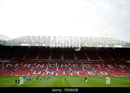 Brügge, Belgien. 17. August 2015. Pressekonferenz vor dem Champions-League-Spiel zwischen dem FC Brügge und Manchester United. Brugge-Zug auf dem Old Trafford Platz © Action Plus Sport/Alamy Live News Stockfoto