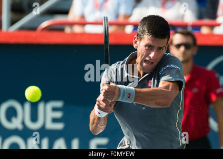 16. August 2015 - Montreal, Quebec, Kanada - NOVAK DJOKOVIC Schlachten A. MURRAY im Finale des Rogers Cup. Die britische Nummer eins 6-4 4-6 6-3 Sieg in drei Stunden in Montreal brachte ihm einen vierten Titel des Jahres. (Kredit-Bild: © David Kirouac/ZUMA Wire/ZUMAPRESS.com) Stockfoto