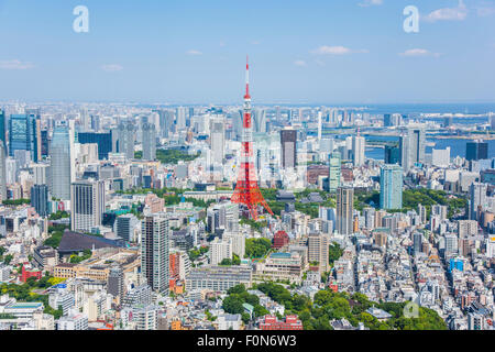 Tokyo Tower-Blick vom Roppongi Hills Observatory, Minato-Ku, Tokyo, Japan Stockfoto