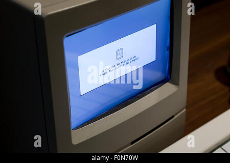 Apple Macintosh Classic-Startbildschirm, ca. 1991 Stockfoto