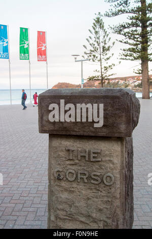 Manly Corso, Strand Vorort von Sydney in den frühen Abend, new-South.Wales, Australien Stockfoto