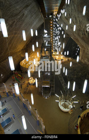 Draufsicht der Main Kammer in Turda Salzbergwerk - Rumänien Stockfoto