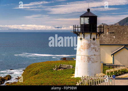 Leuchtturm an der Pazifikküste. Punkt Montara Lighthouse, Pazifik, Kalifornien Stockfoto