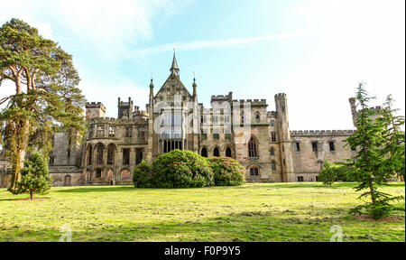 Alton Towers verfallenes Haus auf dem Estate Theme Park Gärten Staffordshire England UK Stockfoto