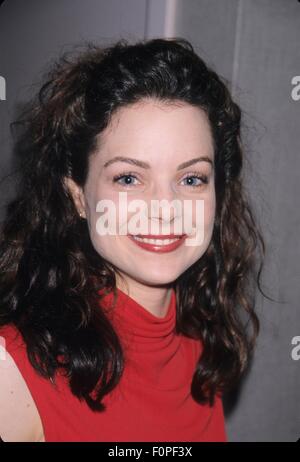 KIMBERLY WILLIAMS-PAISLEY in Dawsons Creek Promicide Episode Premiere, der AOL Time Warner Building New York 2001.k21724ar. © Andrea Renault/Globe Fotos/ZUMA Draht/ZUMA Draht/Alamy Live-Nachrichten Stockfoto