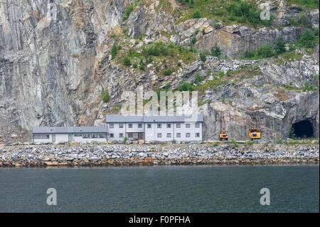 Bergbau-Betrieb in den Geirangerfjord, Norwegen. Stockfoto